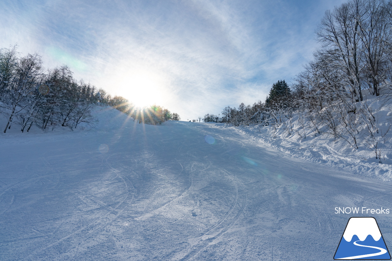 美唄国設スキー場｜豪雪・美唄からメリークリスマス！現在、道内屈指の積雪量。ということで、コンディションは最高です！